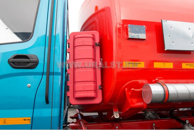 Пенал для огнетушителя