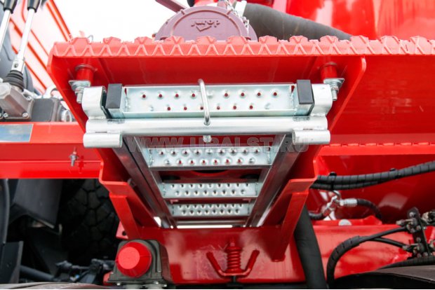 Лестница в транспортном положении