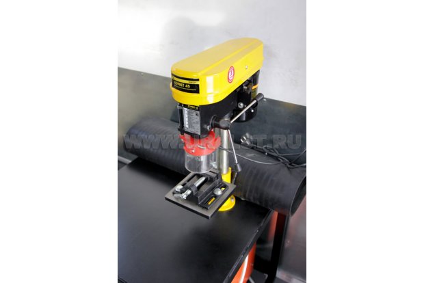 Сверлильный станок