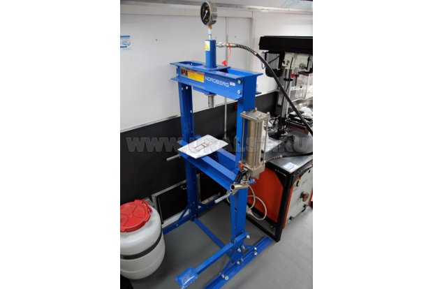 Пресс гидравлический ручной