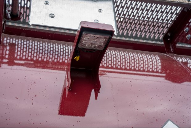 Фонарь освещения рабочей зоны над ящиком СРТ