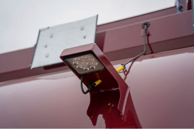 Фонарь освещения рабочей зоны над ящиком СРТ