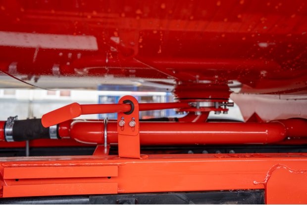 Рычаг управления донным клапаном