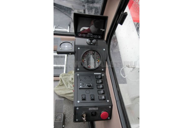 Пульт управления автокраном КС-55732