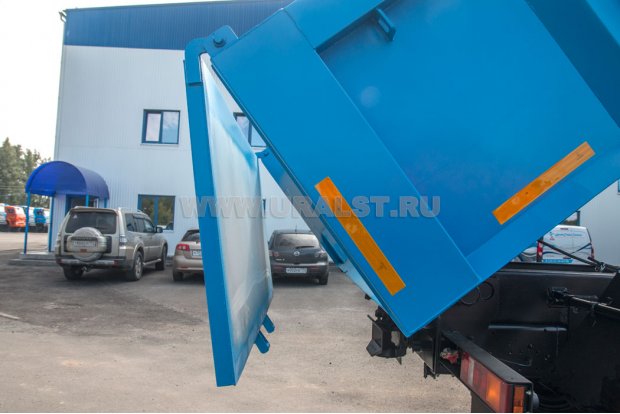 Откидной задний борт