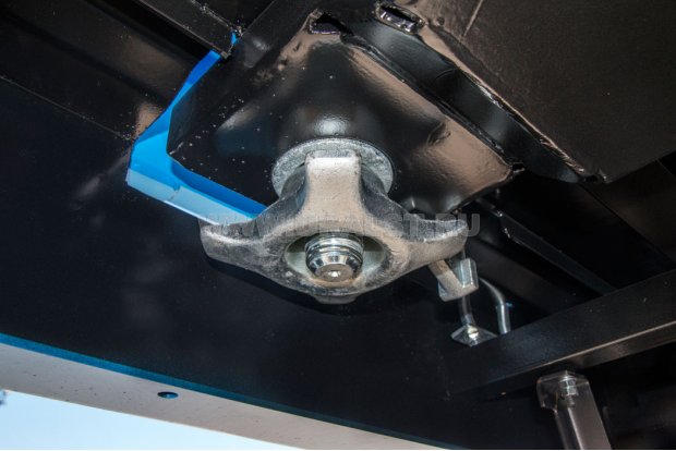 Фитинги для фиксации перевозимого контейнера