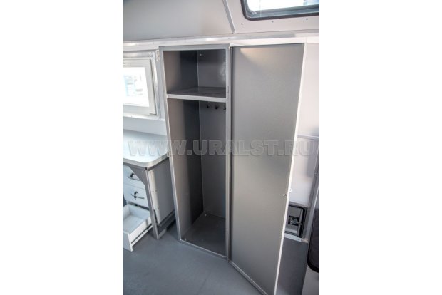 Шкаф для одежды