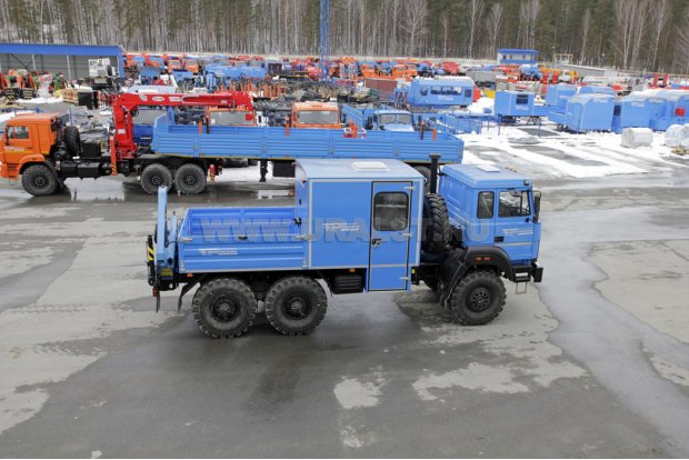 Грузопассажирский автомобиль на шасси Урал 4320-81 с КМУ ИМ-25