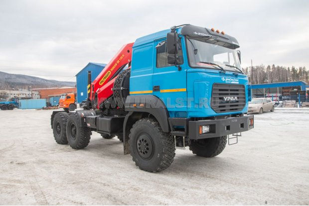 Седельный тягач с КМУ ИМ 150N УСТ 5453 Урал 5557-82