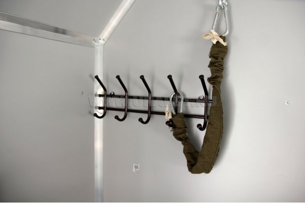 Вешалка для одежды