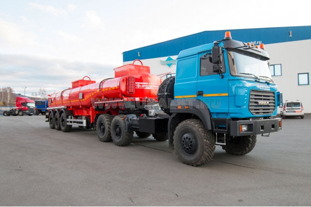 Полуприцеп цистерна ППЦ 29-32-2 УСТ 9465 рамная, пневмоподвеска УСТ 