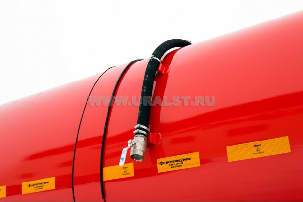 Слив из экологического короба