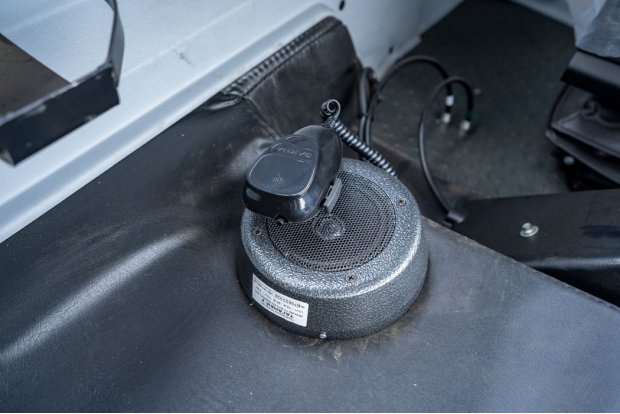 Переговорное устройство в кабине водителя