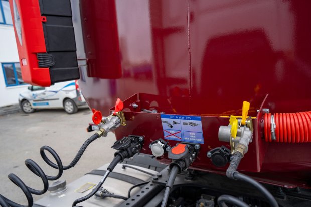 Пневмо и электро розетки