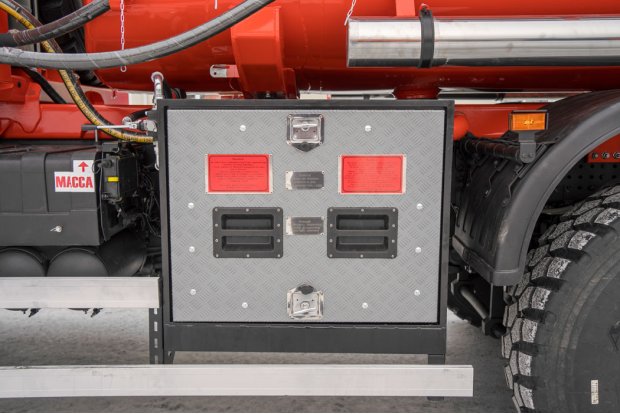 Ящик СРТ и насосного отсека