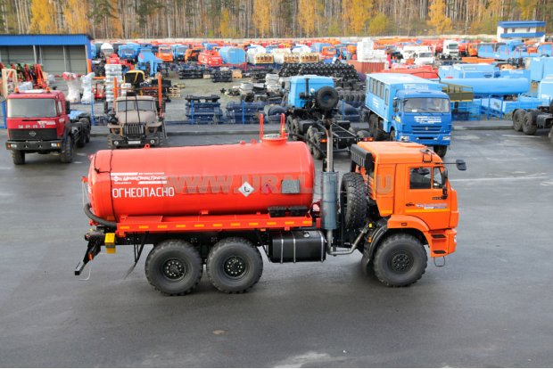 Автоцистерна АКН-11 КО УСТ-5453 на шасси Камаз 43118-46