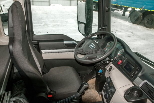 Кабина водителя