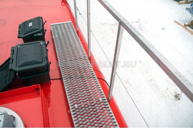 Площадка обслуживания цистерны нефтевоз