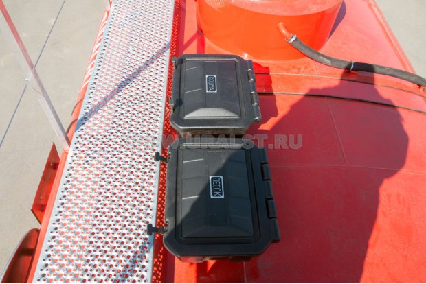 Песок, кошма