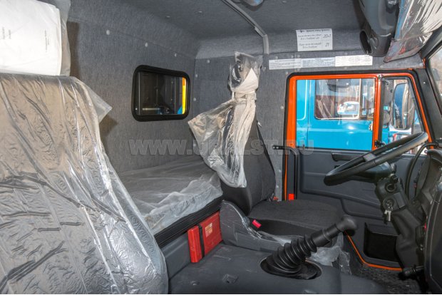 Спальное место в кабине водителя