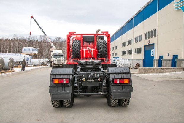 Седельный тягач Камаз 6522-RG