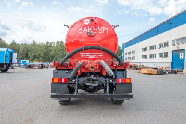 Автоцистерна вакуумная МВ-10 КО УСТ 5453 Урал NEXT 4320-60 наруж. шпанг.