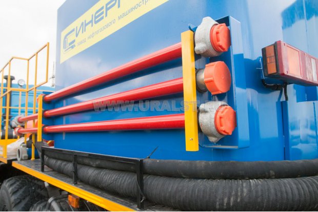 Агрегат цементировочный АЦ-32 на Урал 4320-80Е5