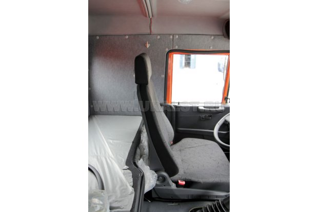 Спальное место в кабине водителя