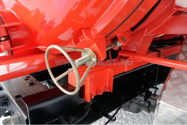 Запор днища