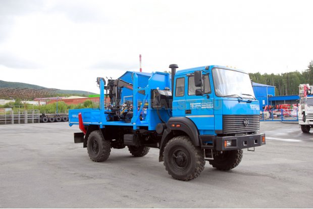 Сортиментовоз специальный Урал 43206-79ПН с ГМ FARMI Forest 4067