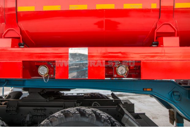 Слив из цистерны