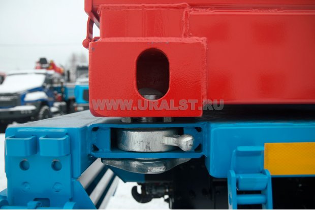 Фитинги контейнеровозные