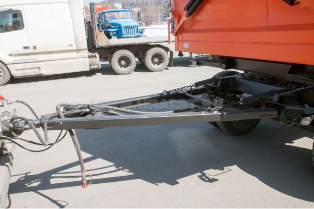 Дышло прицепа