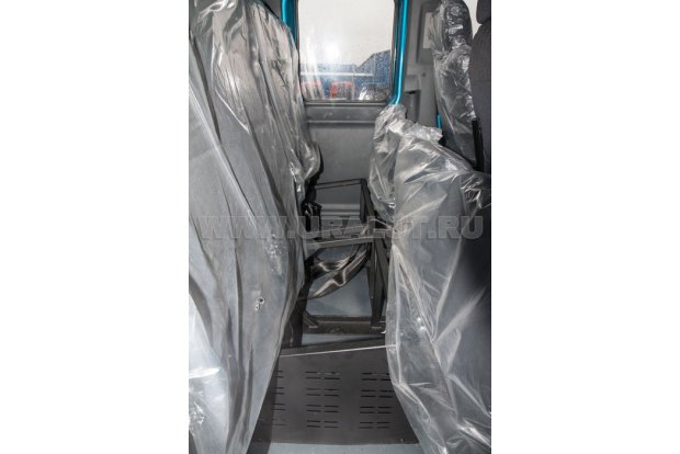 Пассажирские сиденья