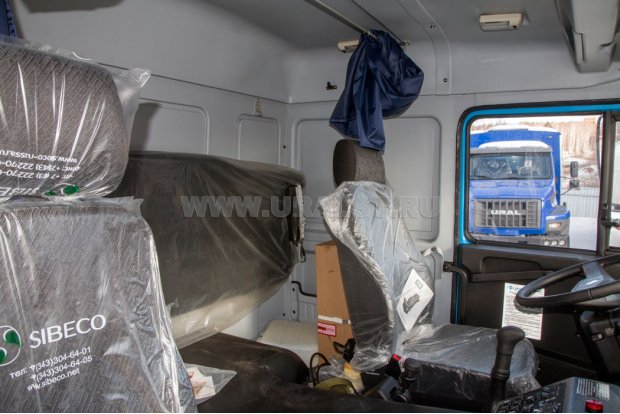 Спальное место в кабине водителя