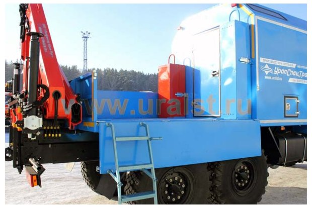 Автофургон с КМУ