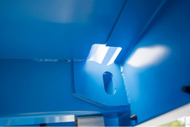 Потайные петли для увязки груза