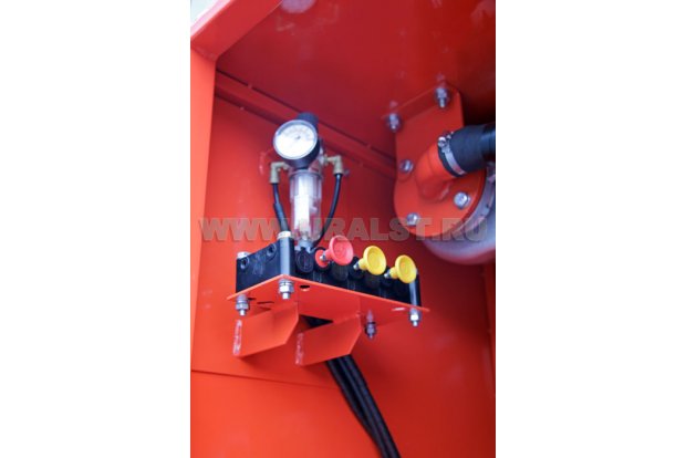 Блок пневмоуправления донными клапанами