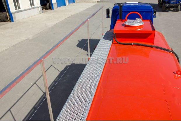 Площадка обслуживания цистерны