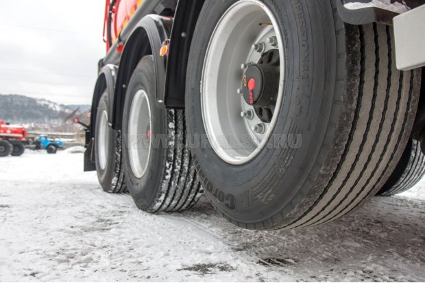 Передняя подъемная ось