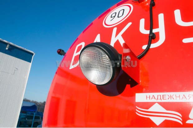 Фара-прожектор