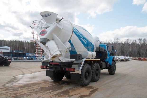 Автобетоносмеситель