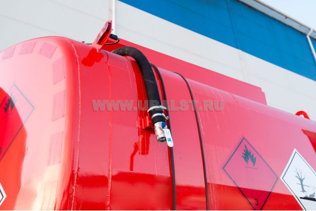 Слив из экологического короба