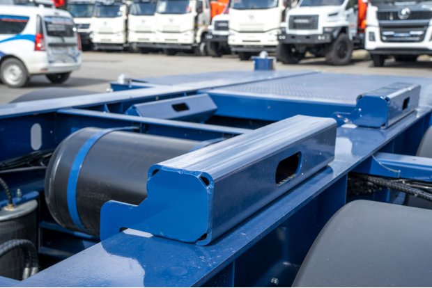 Откидные опоры контейнера