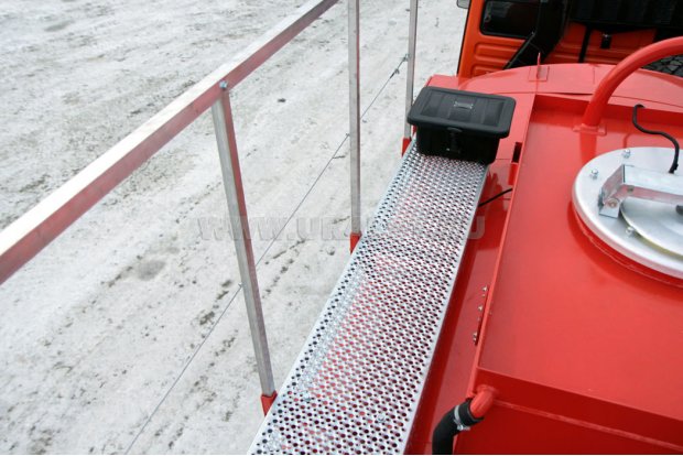 Площадка обслуживания цистерны