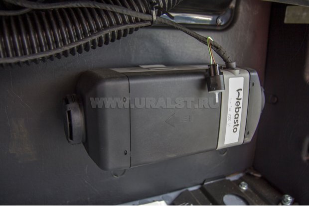 Автономный воздушный отопитель салона 