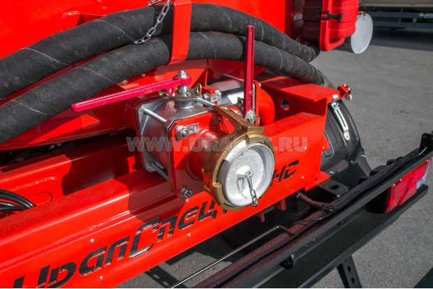 Трубопровод цистерны с быстроразъемным соединением (БРС)      