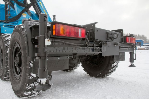 Задние опоры