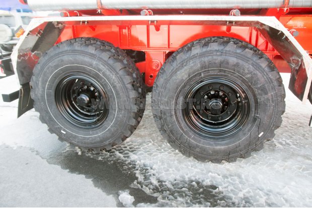 Оси полуприцепа