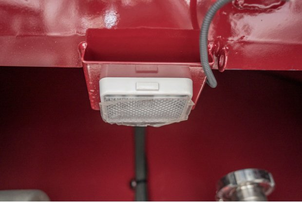 Плафон освещения насосного отсека